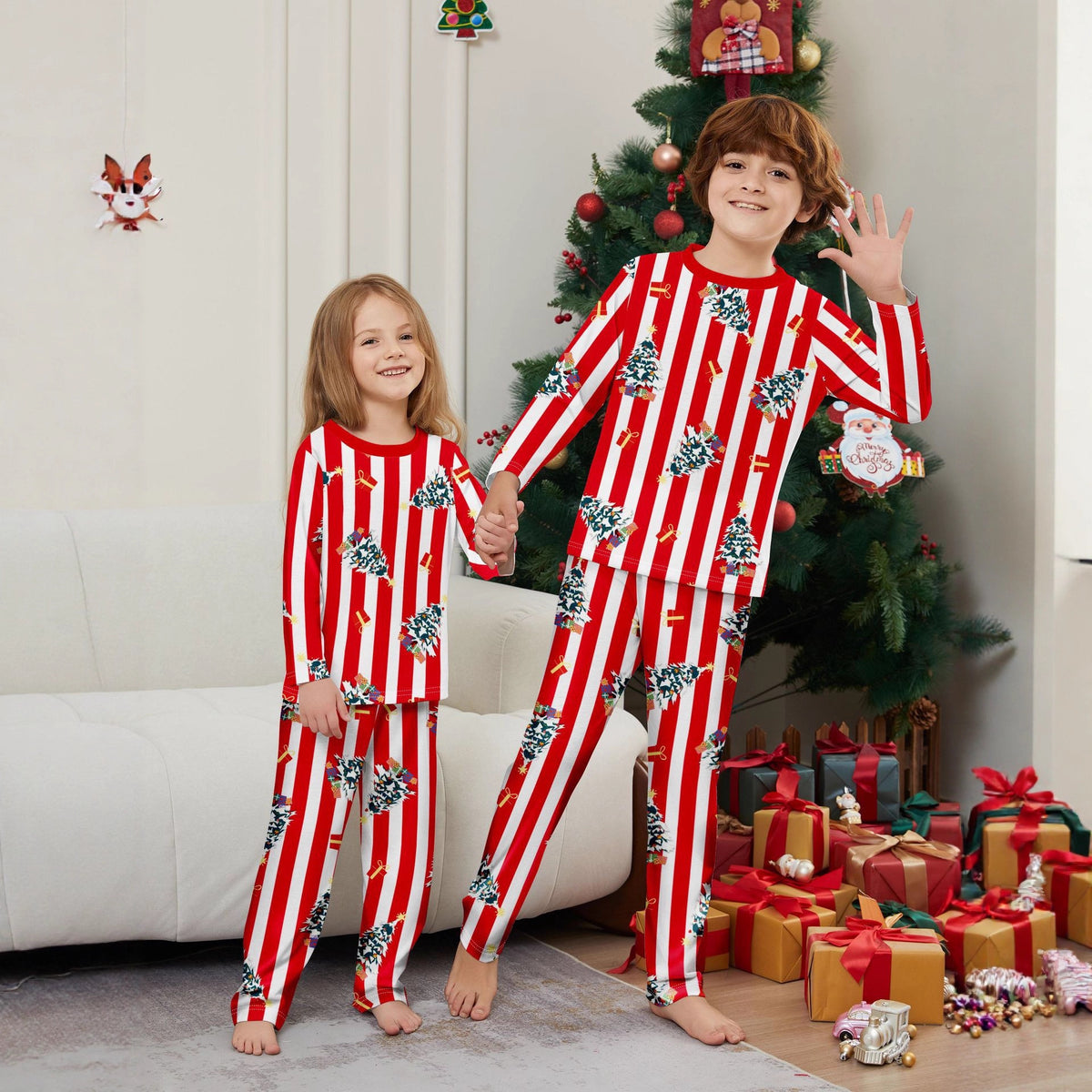 Family Christmas Tree Digital Print Pajamas Set for Parents and KidsHoliday Home Wear