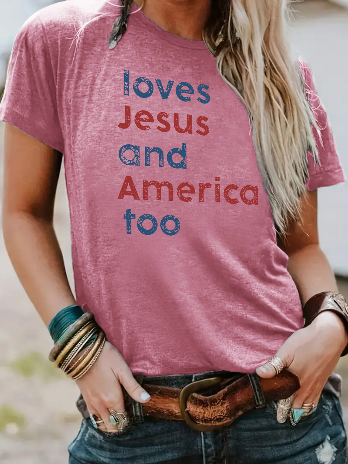 Short sleeved t-shirt loves Jesus and America too