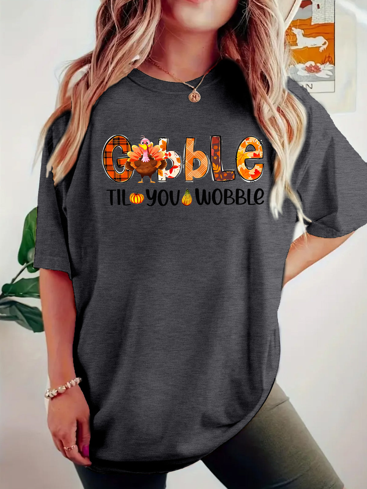 Interesting turkey print round neck pullover short sleeved shirt