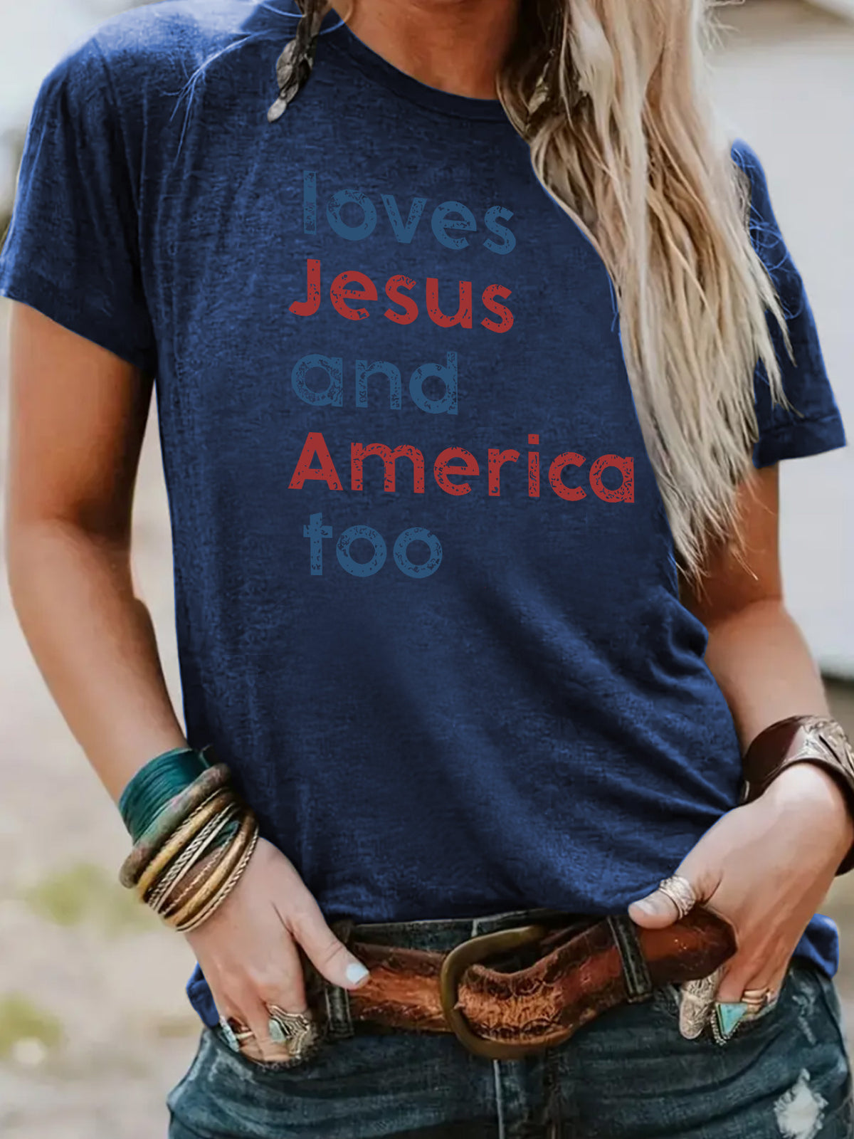 Short sleeved t-shirt loves Jesus and America too