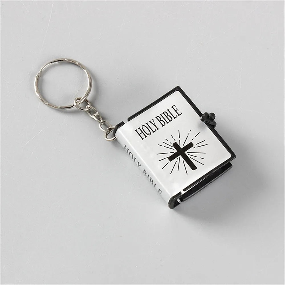 Gold Color Mini Holy Bible Keychain Real Paper Can Read Key Chain Pendant Keyring Fashion Religious Jewelry A865