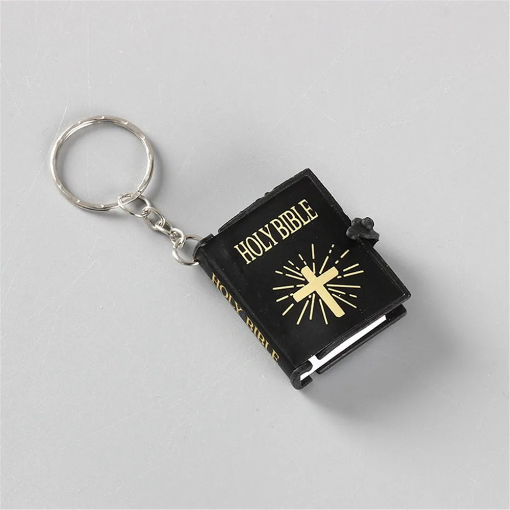 Gold Color Mini Holy Bible Keychain Real Paper Can Read Key Chain Pendant Keyring Fashion Religious Jewelry A865