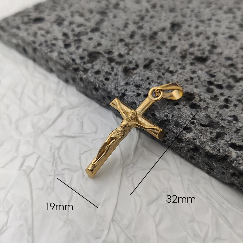 New Design 18K Gold Plated Waterproof Stainless Steel Jesus Cross Pendant For Men Religious Charms