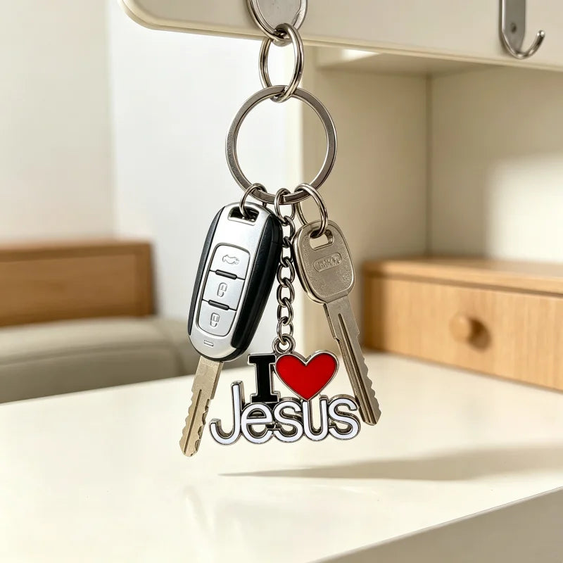 2/4pcs/set Heart Shaped Pendant Keychain With "I Love Jesus" - Alloy Christian Letter Jewelry, Perfect Choice for Prayer Gifts