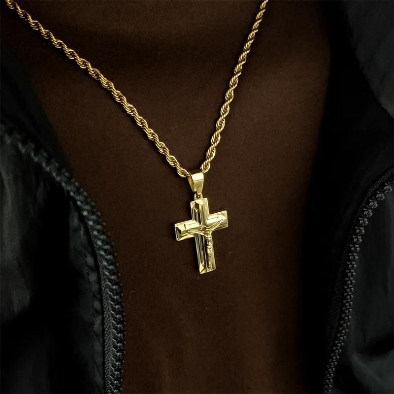 New Design 18K Gold Plated Waterproof Stainless Steel Jesus Cross Pendant For Men Religious Charms